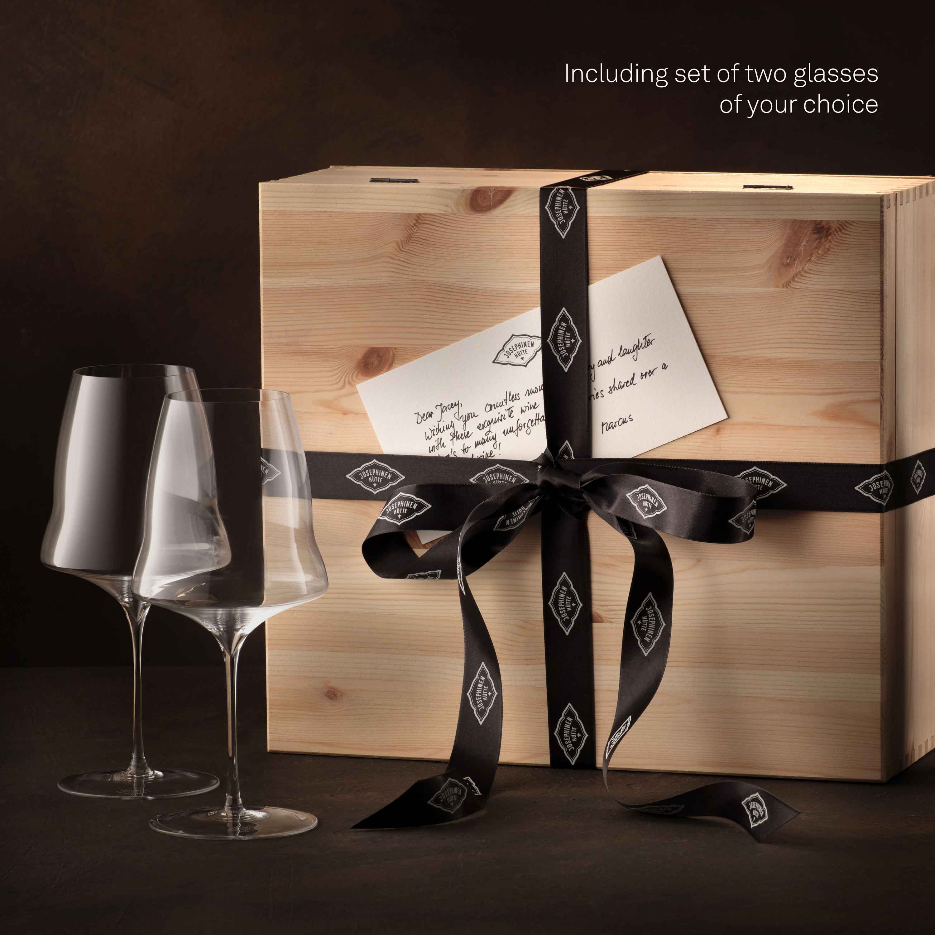 josephine-gift-box-moment-en.